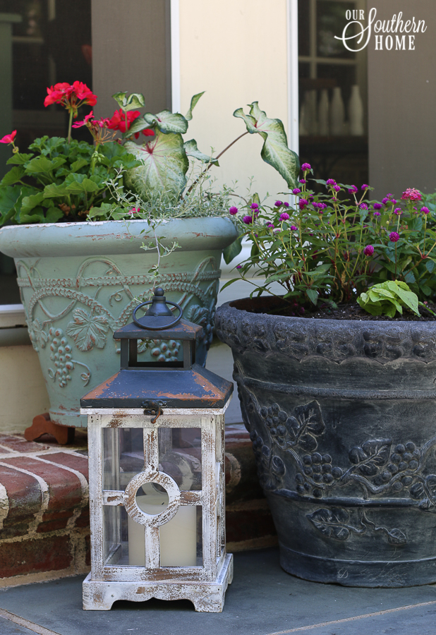DIY faux aged concrete painted pot makeover! Save money and refresh what you have with paint!