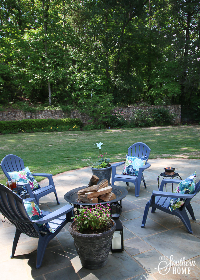 Ideas for southern outdoor living! Welcome to this large front porch and backyard terrace area.