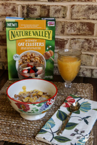 Create a morning ritual for yourself to carve out a little me time! My morning ritual is taking 30 mintues to eat breakfast and read a book. via Our Southern Home #poweryourmorning #ad #naturevalleycereal