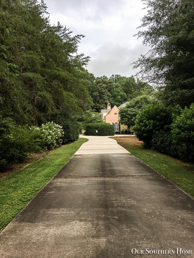 dirty concrete driveway