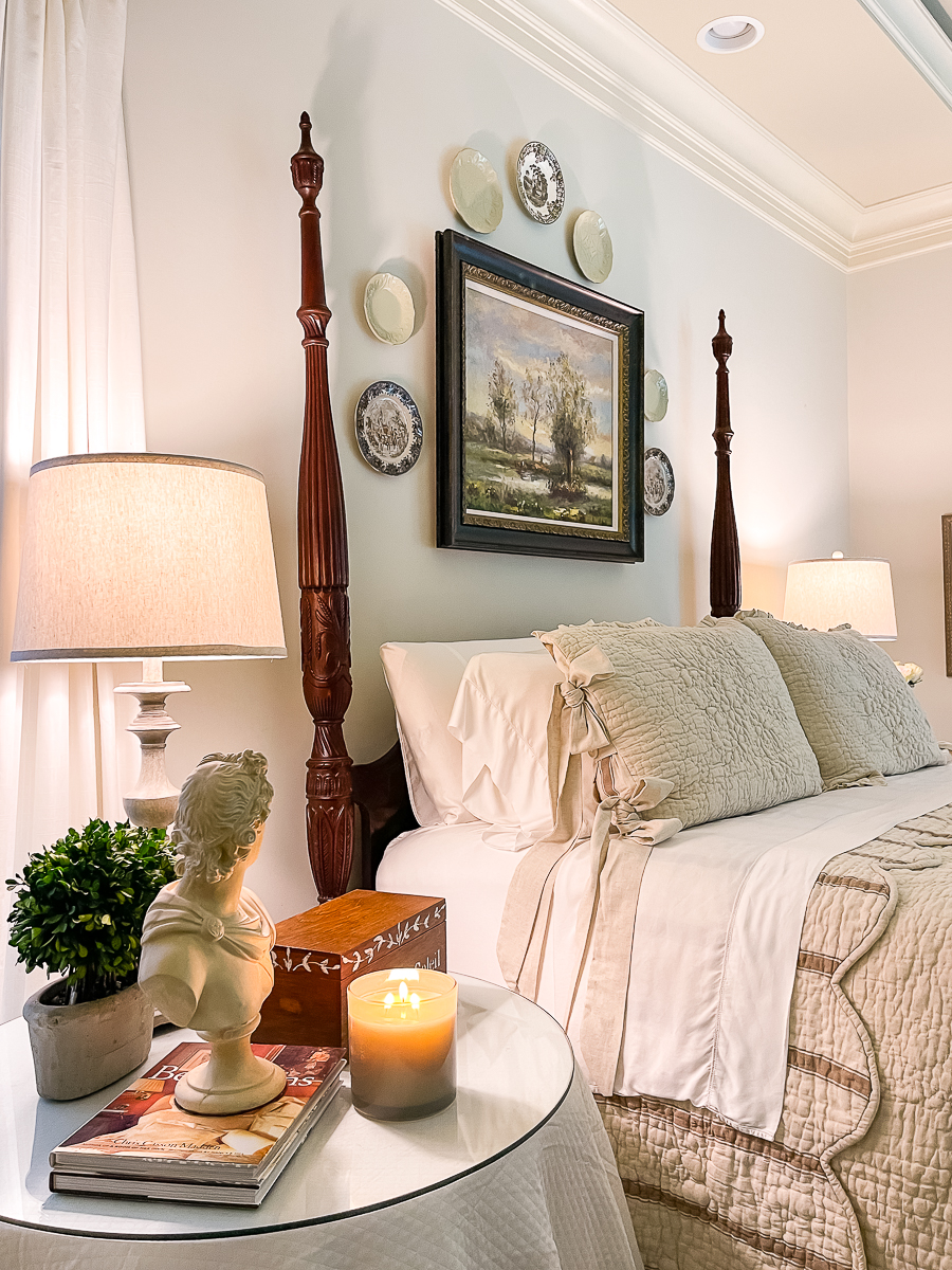 Decorate a Cozy Fall Bedroom