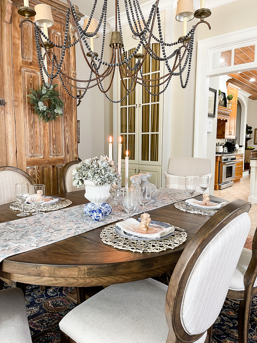 spring dining room peeking into the kitchen