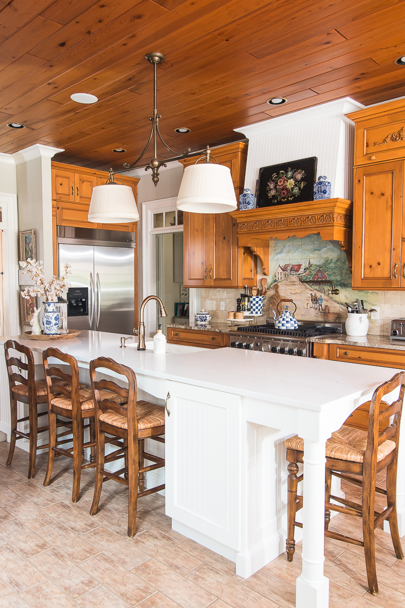 white kitchen cabinets with counters