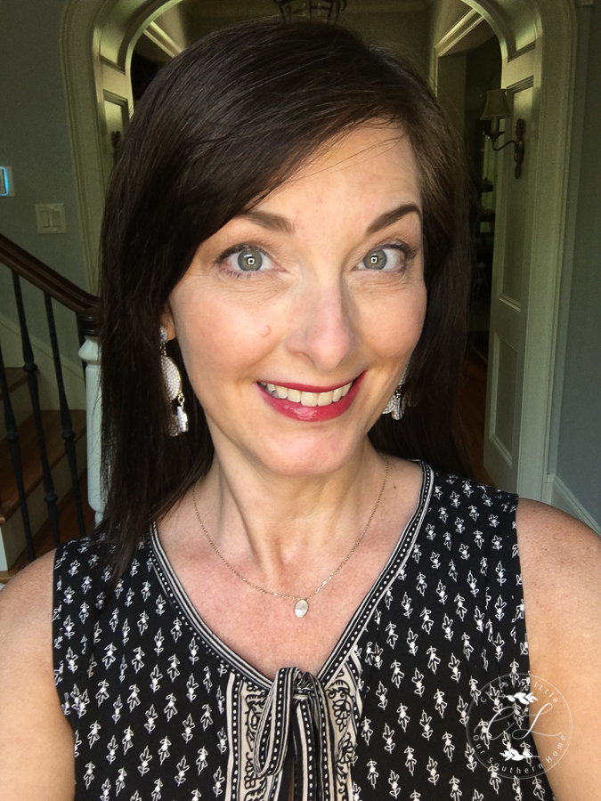 I love how compact these makeup products are for everyday use and travel!! Best makeup I've ever used. #makeup #over40makeup #travelmakeup