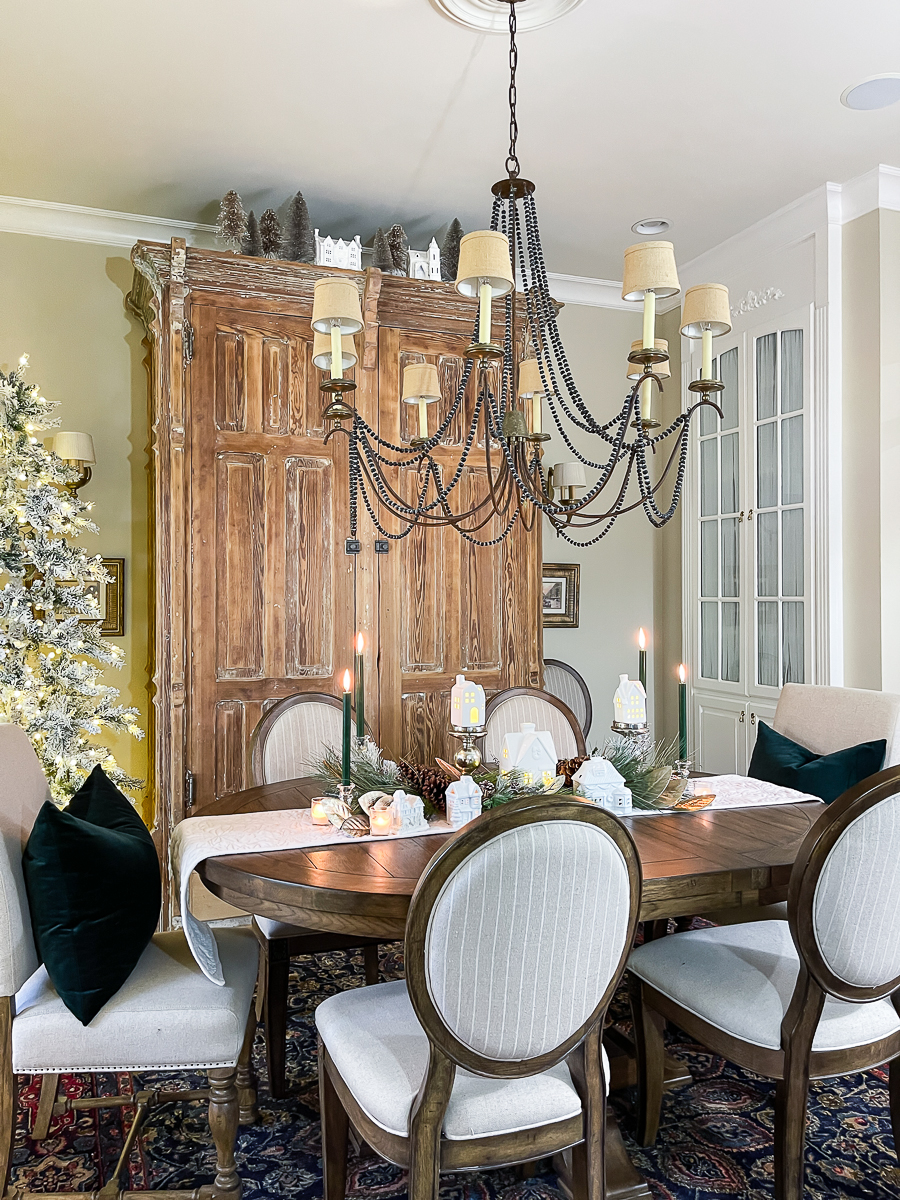 christmas dining room