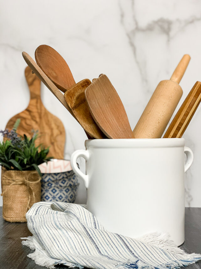 Vintage Home Utensil Holder, Ceramic, Cream