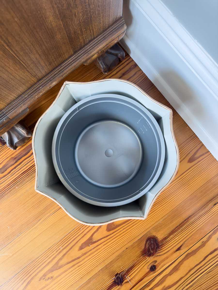 decoupage wastebasket