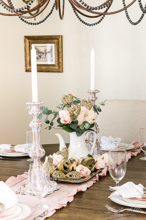 Valentine’s Day Tablescape